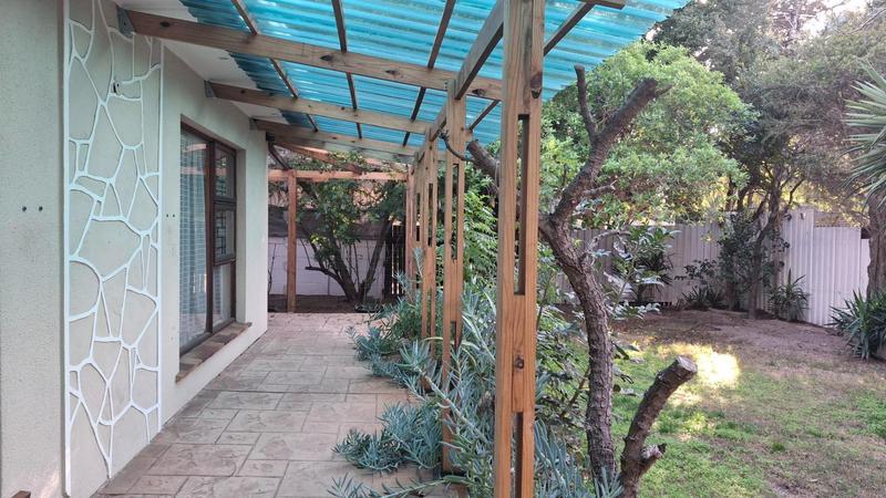 To Let 3 Bedroom Property for Rent in Table View Western Cape